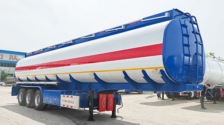 3 Axle 45000L Fuel Tanker Trailer for Sale in Mali